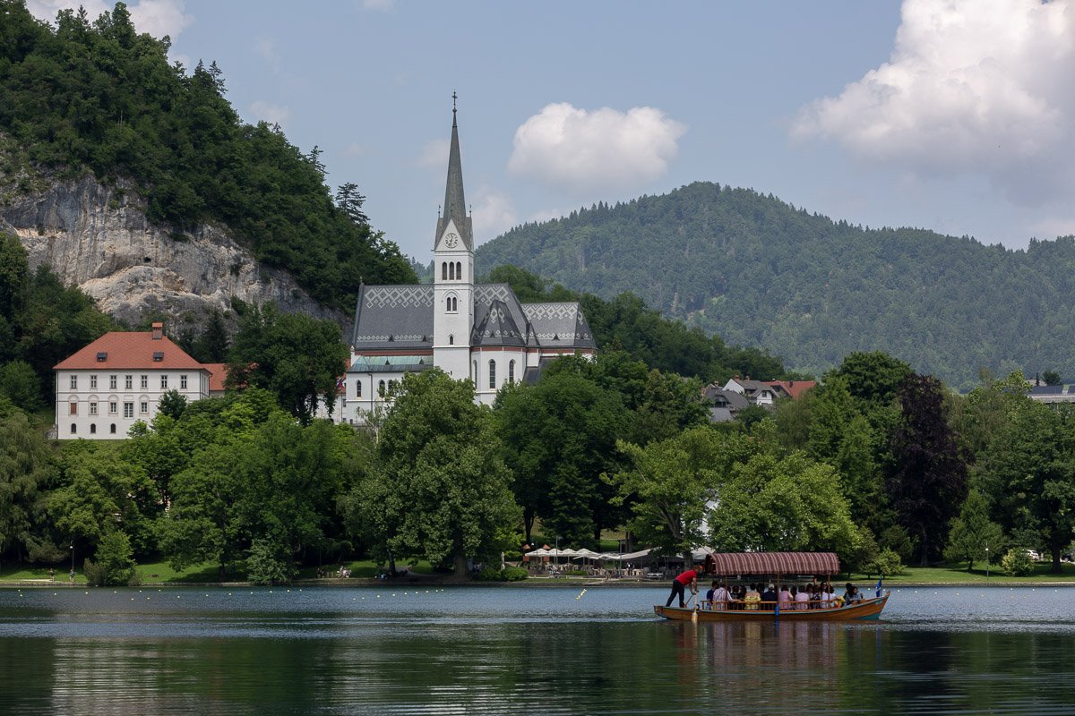 Wedding in Lake Bled church